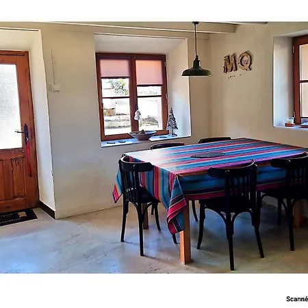 Maison *